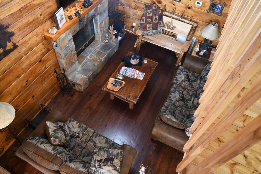 Bear Country Cabin Sevierville Exterior photo
