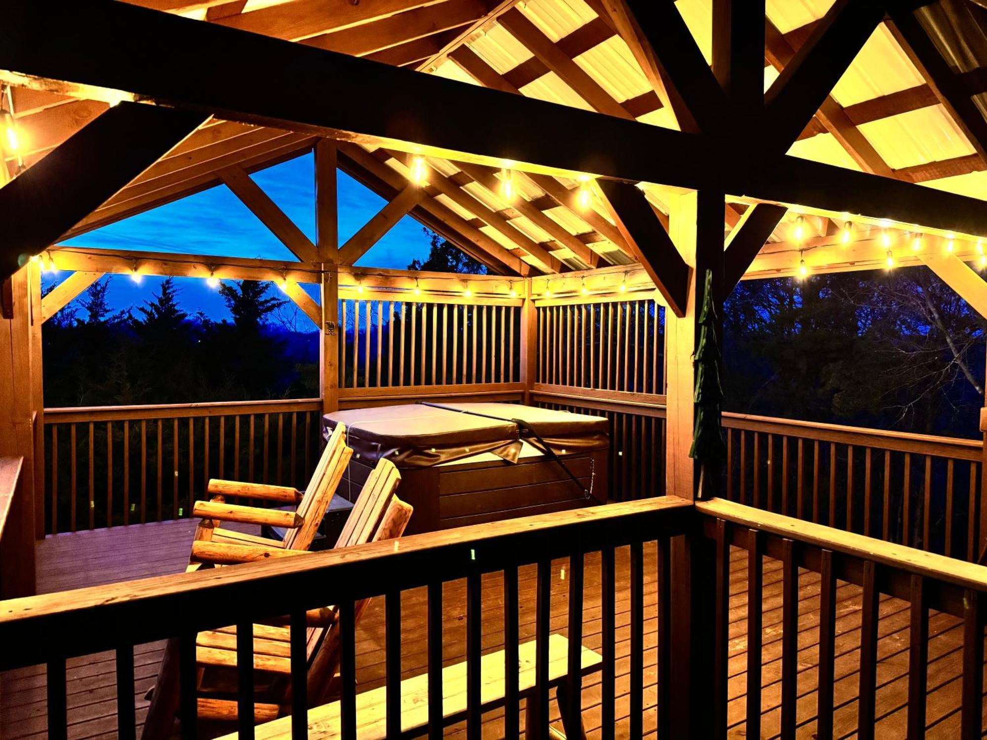 Bear Country Cabin Sevierville Exterior photo