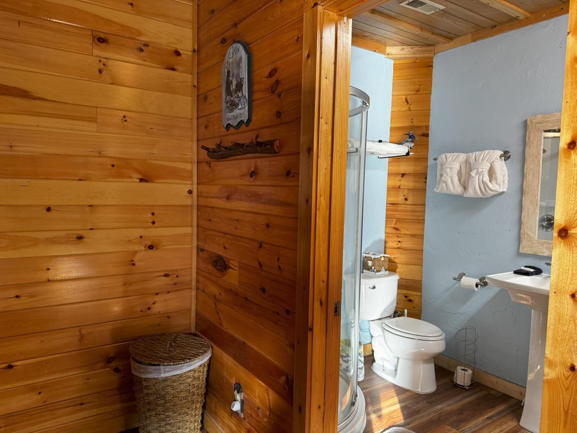 Bear Country Cabin Sevierville Exterior photo