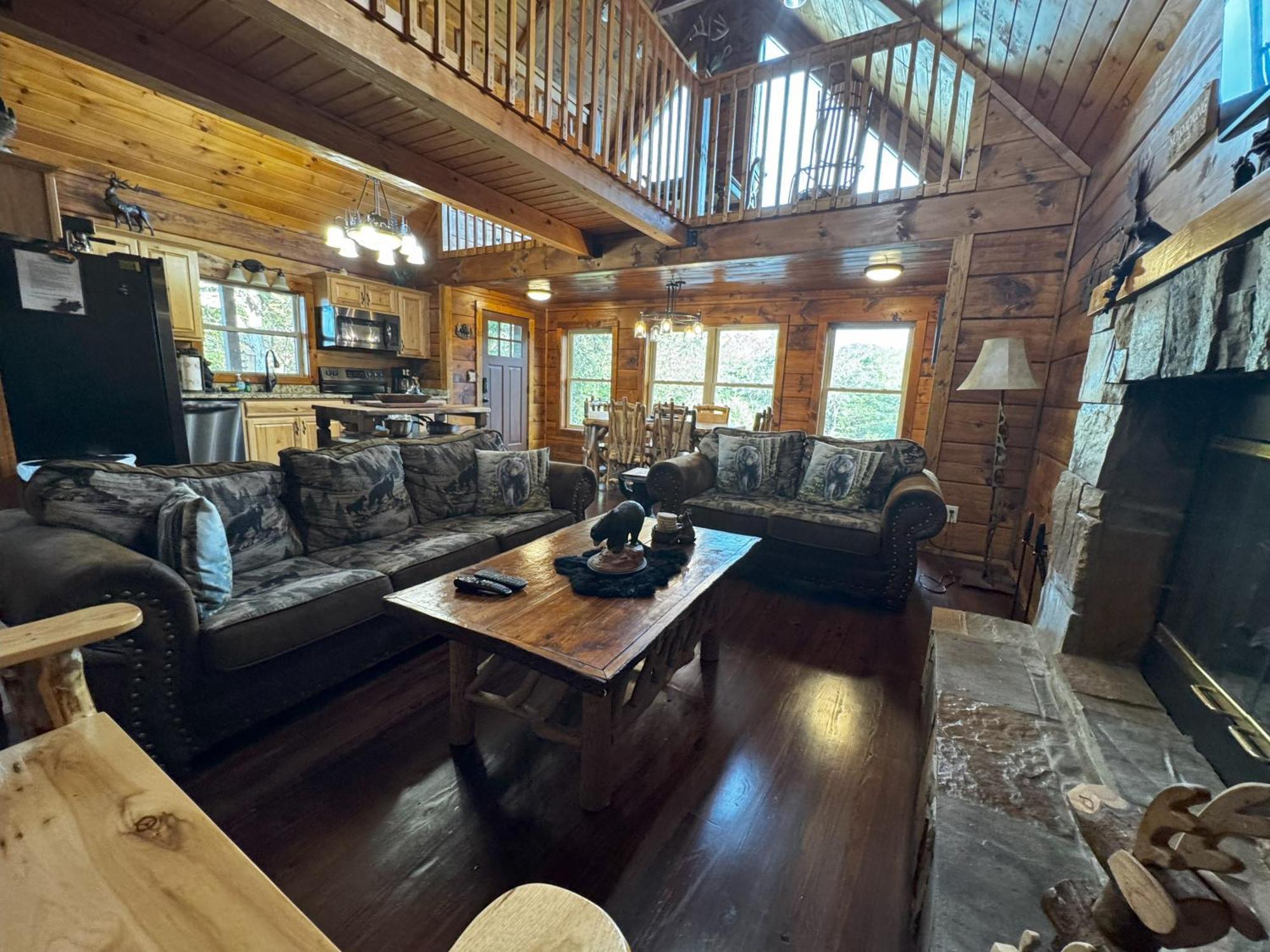 Bear Country Cabin Sevierville Exterior photo